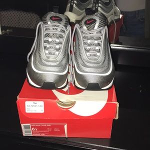 NIKE AIR MAX PLUS (GS)